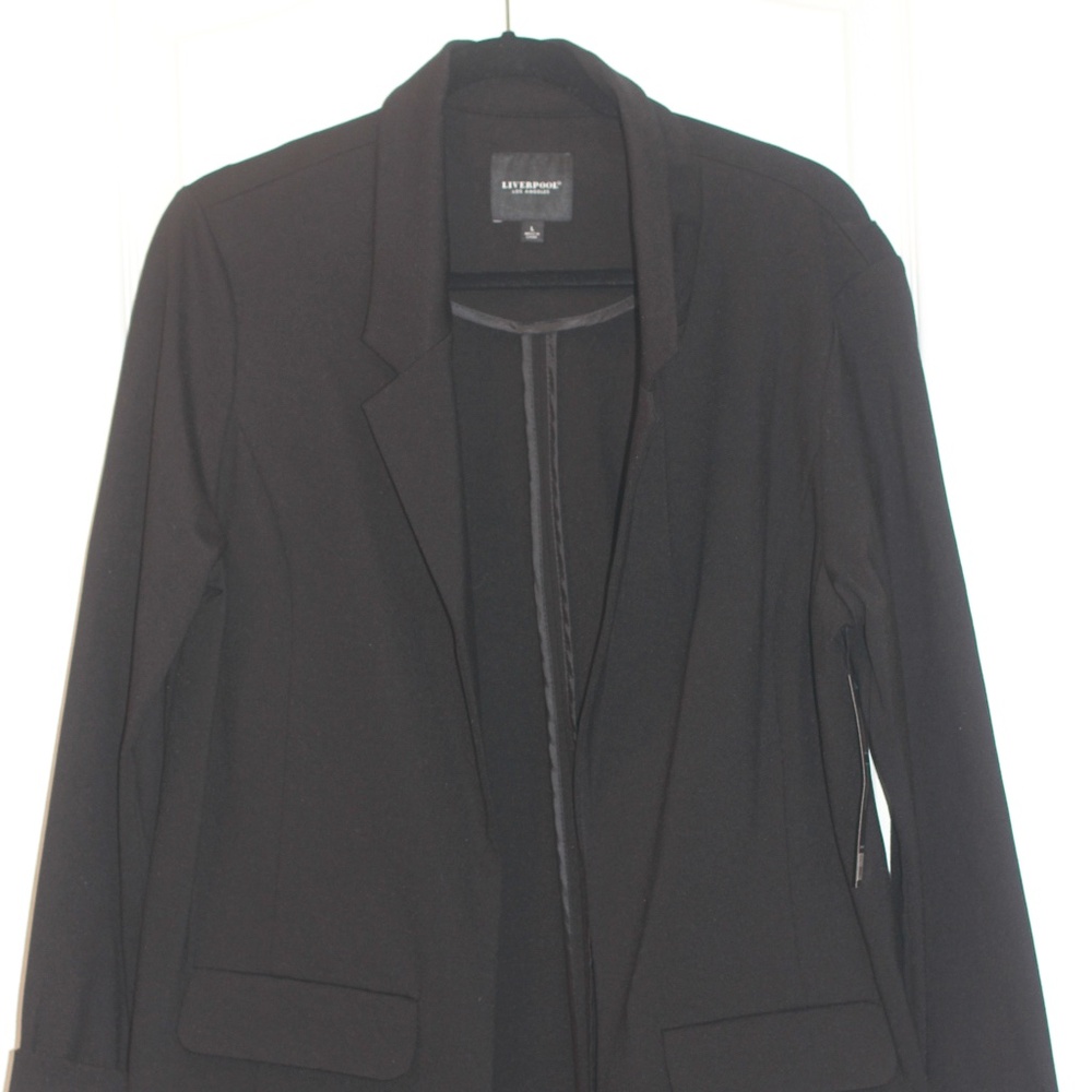 Liverpool Los Angeles Black Fitted Blazer — Size L — One Button- NWT